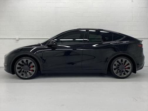 2023 Tesla Model Y Performance Dual Motor All-Wheel Drive