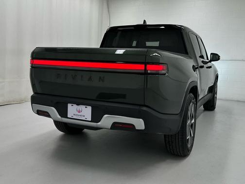 2023 Rivian R1T Adventure