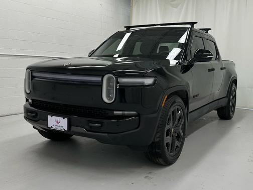 2025 Rivian R1T Adventure