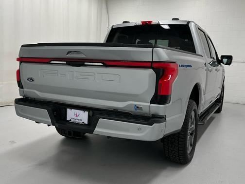 2023 Ford F-150 Lightning LARIAT