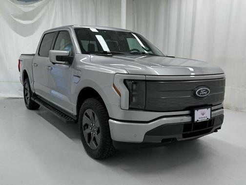 2023 Ford F-150 Lightning LARIAT