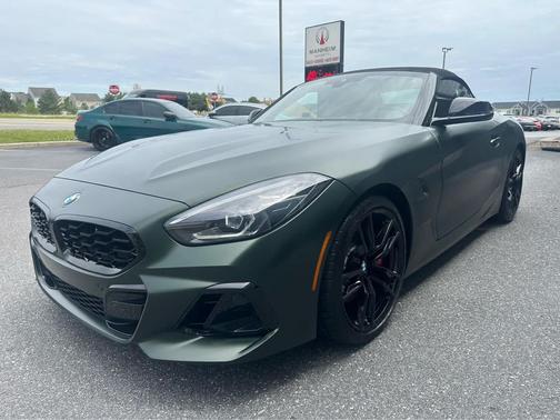 Frozen Deep Green Metallic 2025 BMW Z4 M40i