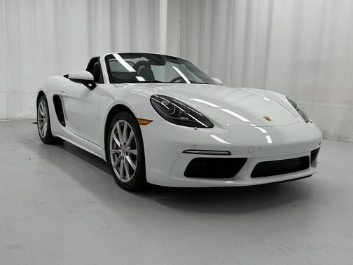 2024 Porsche 718 Boxster S