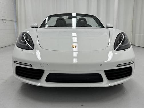 2024 Porsche 718 Boxster S