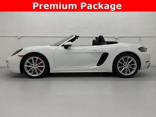 2024 Porsche 718 Boxster S