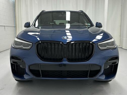 Phytonic Blue Metallic 2022 BMW X5 PHEV xDrive45e