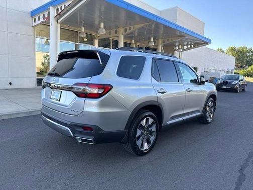 Silver 2026 Honda Pilot Elite