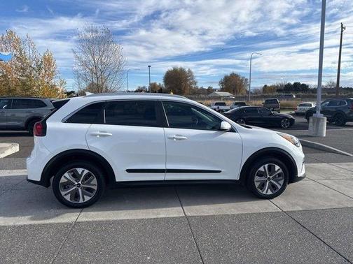 2022 Kia Niro EV EX