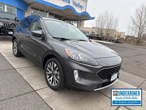 2020 Ford Escape Titanium Hybrid