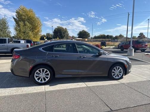 2015 Chrysler 200 C