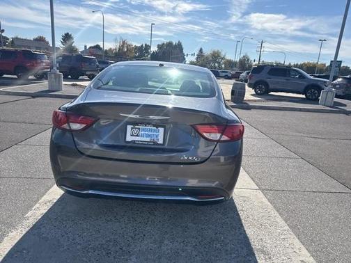 2015 Chrysler 200 C