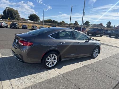 2015 Chrysler 200 C