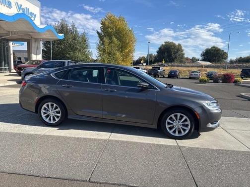 2015 Chrysler 200 C