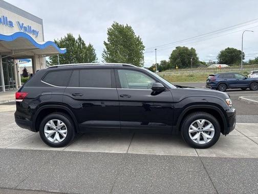 Deep Black Pearl Effect 2018 Volkswagen Atlas 3.6L SE
