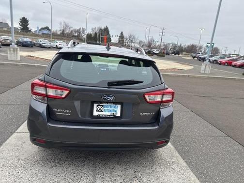 2019 Subaru Impreza 2.0i Premium