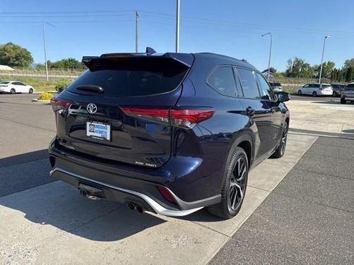 Blue 2022 Toyota Highlander XSE