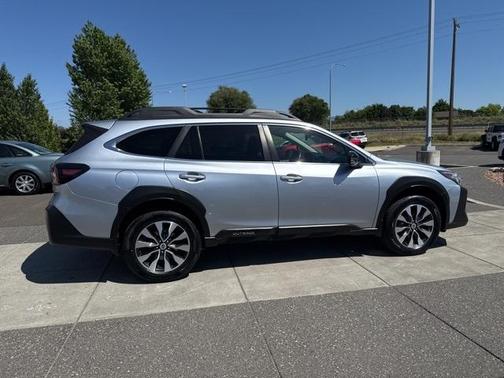 2023 Subaru Outback Limited XT