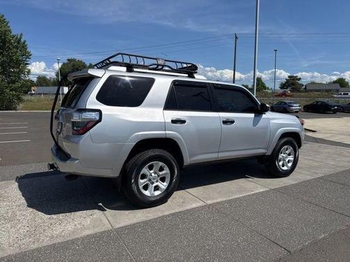 Silver 2016 Toyota 4Runner SR5