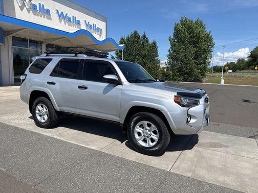 Silver 2016 Toyota 4Runner SR5