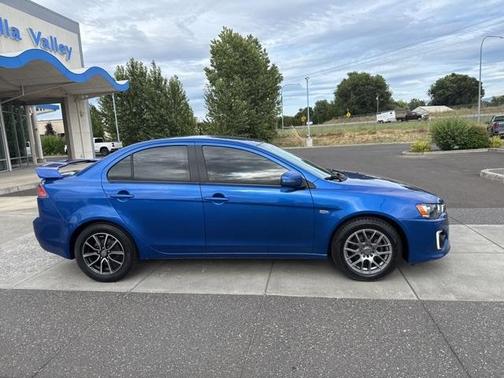 2017 Mitsubishi Lancer ES