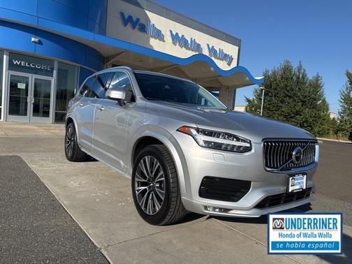 2021 Volvo XC90 T6 Momentum 7 Passenger