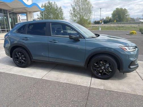 Green 2024 Honda HR-V Sport