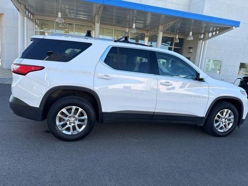 2018 Chevrolet Traverse LT Cloth