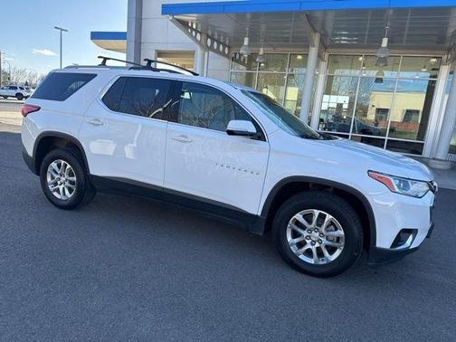 2018 Chevrolet Traverse LT Cloth