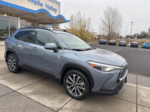 2024 Toyota Corolla Cross XLE