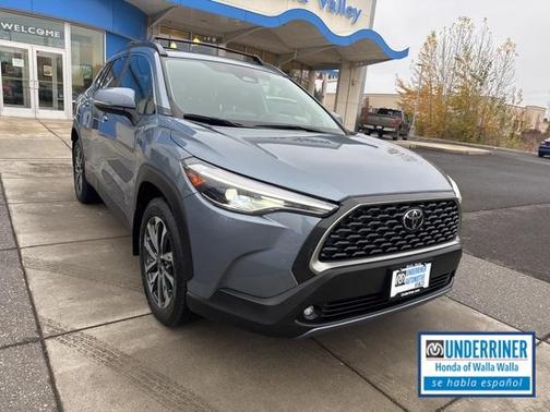 2024 Toyota Corolla Cross XLE