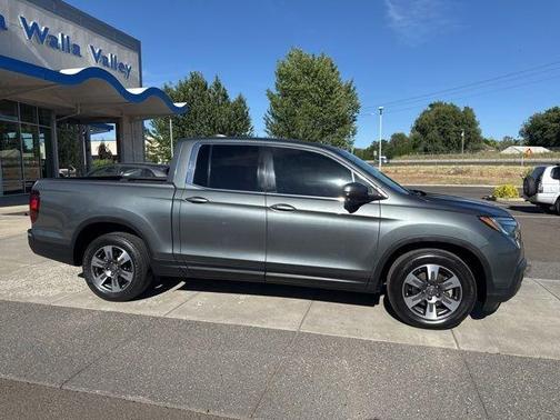 Gray 2019 Honda Ridgeline RTL-T