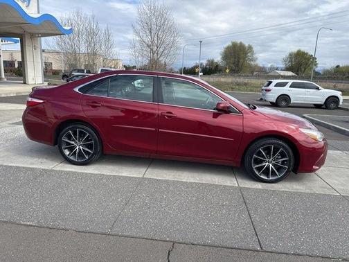 2017 Toyota Camry XSE