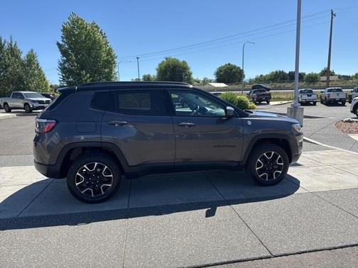 2021 Jeep Compass Trailhawk