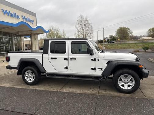 2020 Jeep Gladiator Sport