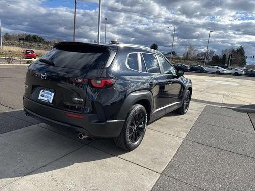 2025 Mazda CX-50 Premium