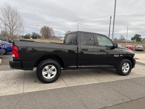 2017 RAM 1500 Express