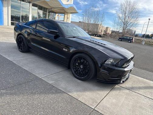 2013 Ford Mustang GT Premium
