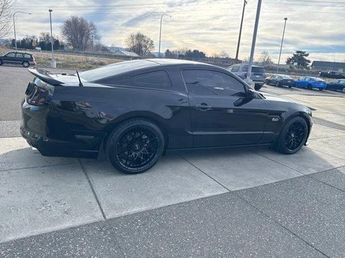 2013 Ford Mustang GT Premium