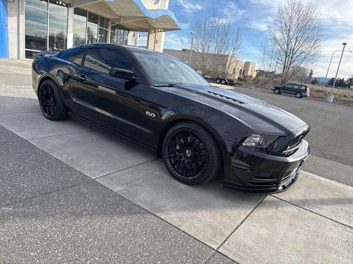 2013 Ford Mustang GT Premium