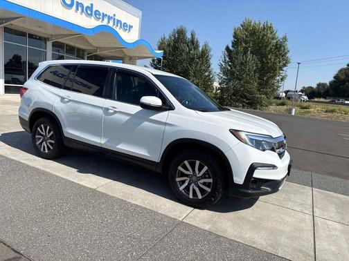 White 2021 Honda Pilot EX