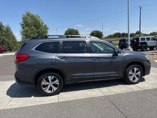 2022 Subaru Ascent Premium 8-Passenger