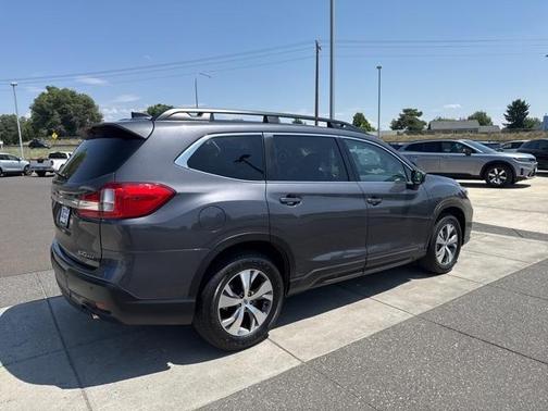 2022 Subaru Ascent Premium 8-Passenger