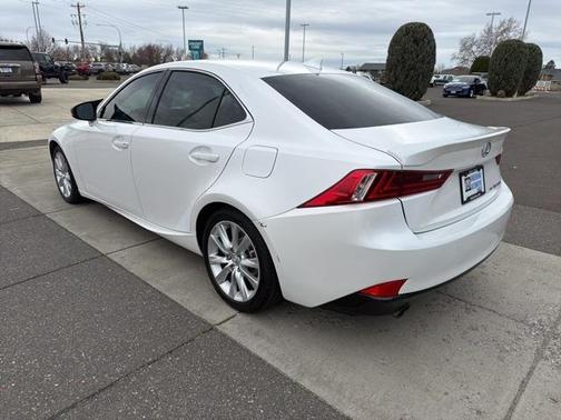 2016 Lexus IS 300 Base