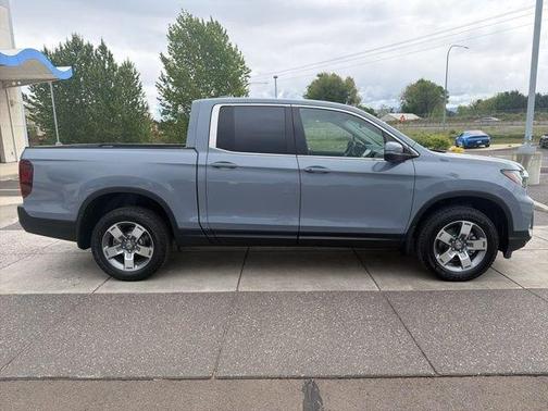 Gray 2026 Honda Ridgeline RTL