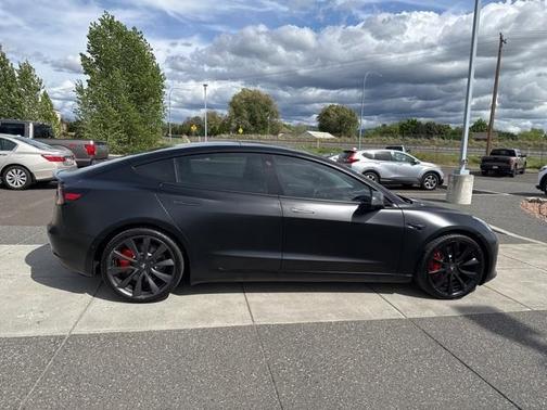 2020 Tesla Model 3 Performance