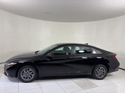 2025 Hyundai ELANTRA HEV Blue