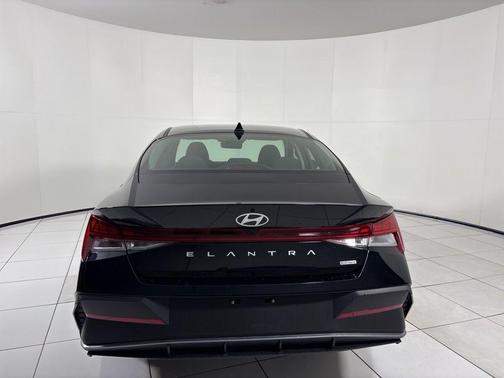 2025 Hyundai ELANTRA HEV Blue