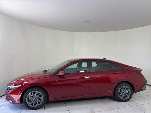 2025 Hyundai ELANTRA HEV Blue