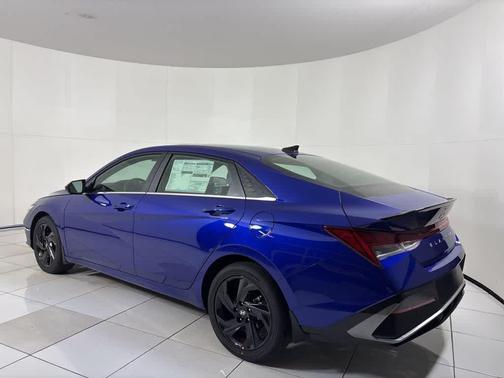 2026 Hyundai ELANTRA SEL