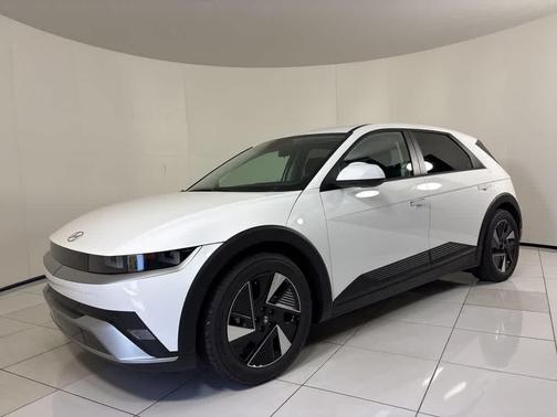 2025 Hyundai IONIQ 5 SE